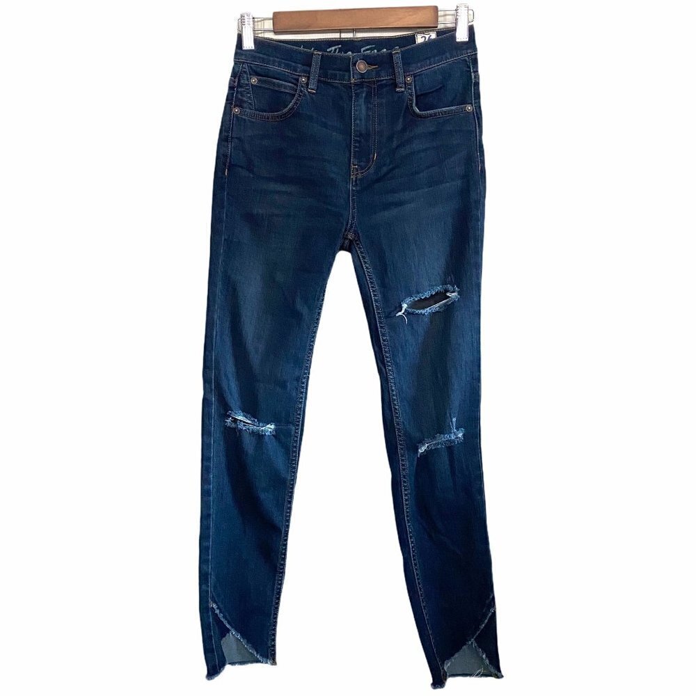 We The Free Distressed Raw Chewed Hem Dark High Rise Free People Jeans Size 26
